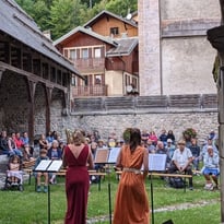 Déambulation musicale à l'Abbaye d'Abondance par le Duo Alma