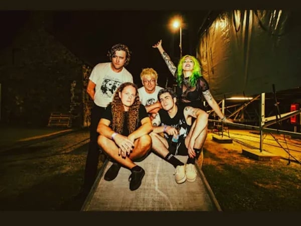 Frankie and the Witch Fingers + Iguana Death Cult